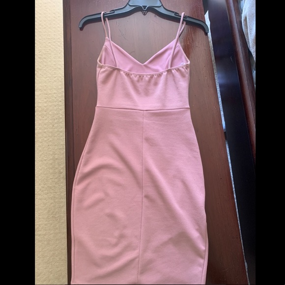 Lulu’s Bodycon Dress - Picture 2 of 3